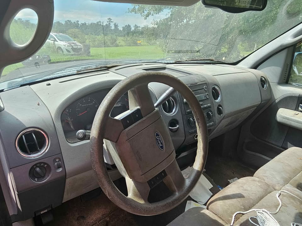 2004 F150 photo 3